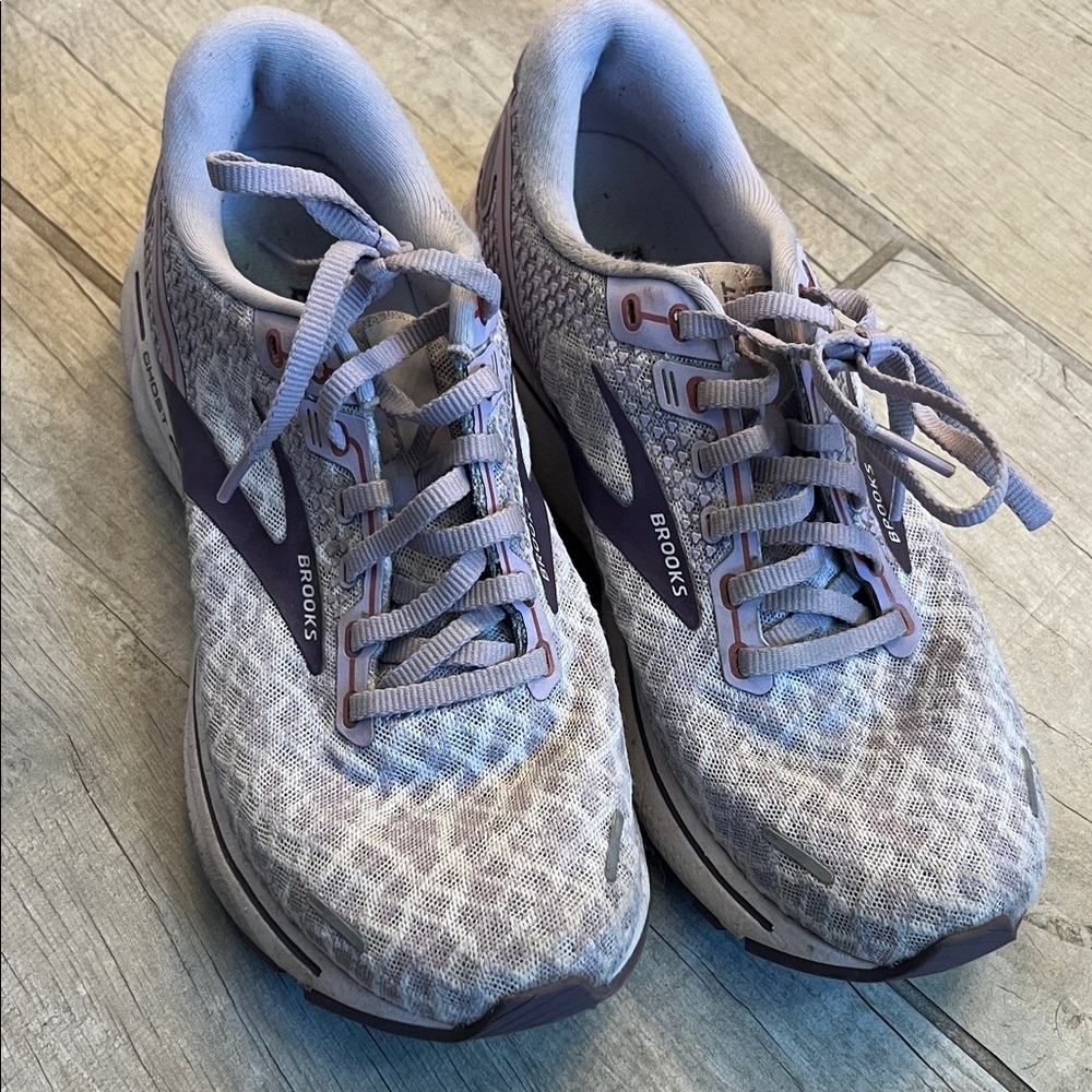 Brooks Women's Athletic Shoes - Light Lavender